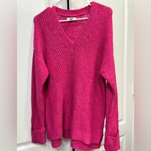 Nine West Fuchsia V-Neck Sweater